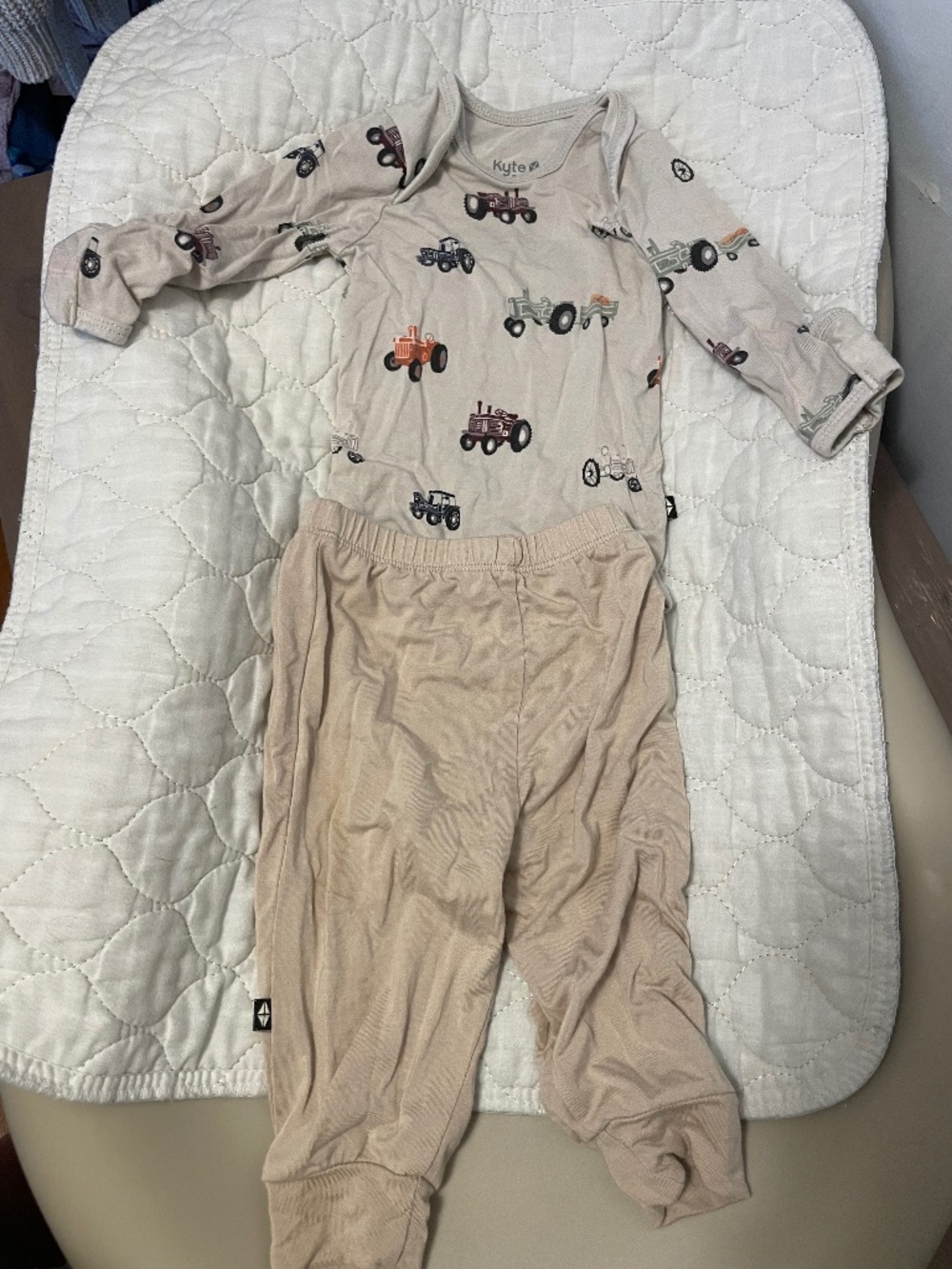 Kyte Baby Tractor Long Sleeve and Pant Set 0-3